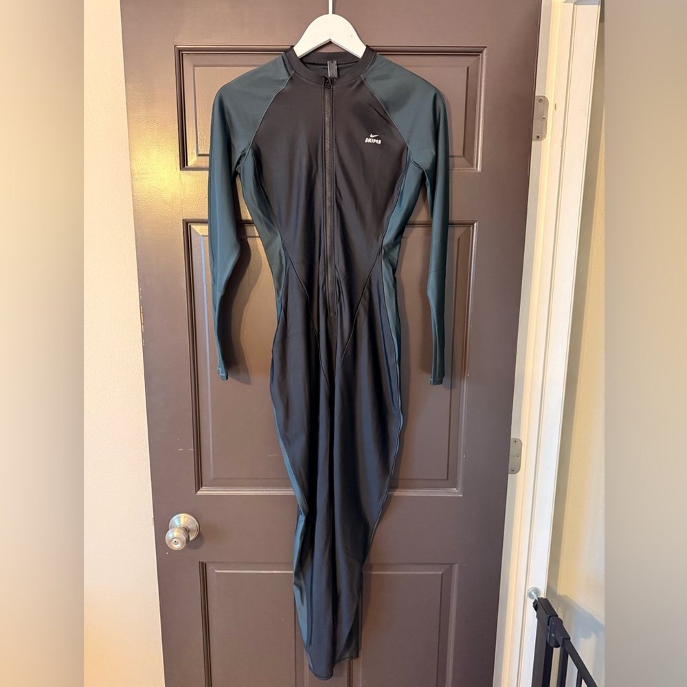NikeSKIMS SHINE ZIP FRONT LONG ONESIE Obsidian Dark Teal Bodysuit Nike Skims M
